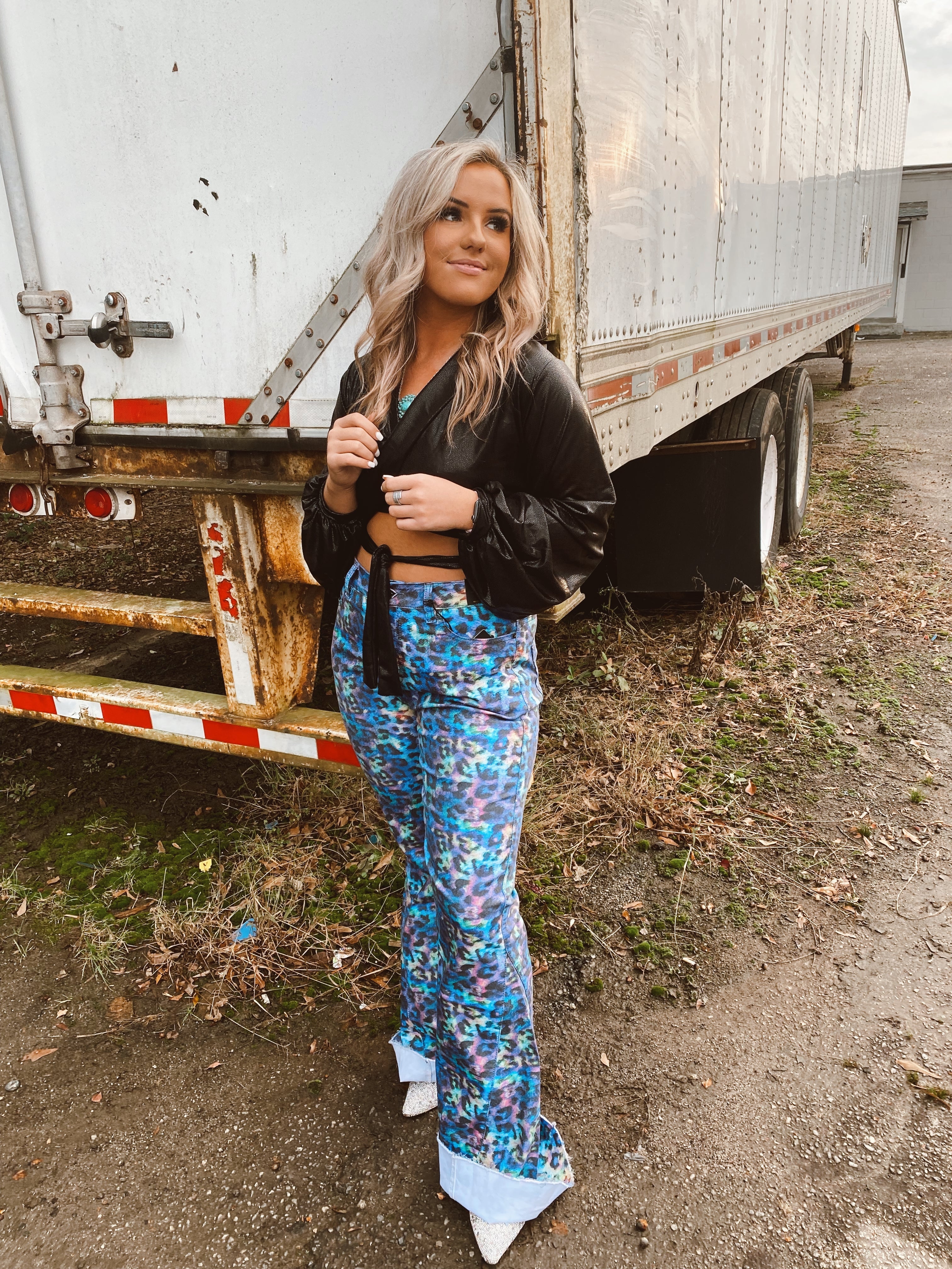 Lisa Frank Bells Turquoise Traveler